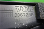 Накладка на торпедо (боковая правая) (30672383) для Volvo C30 с 2006г