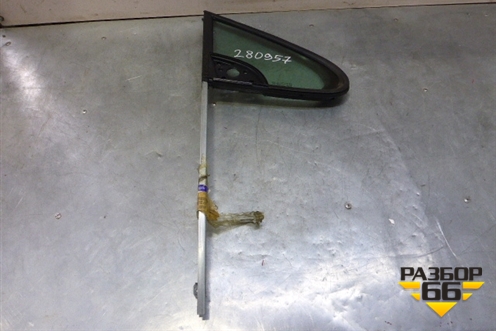 Стекло двери передней правой форточка (новое) (920287) для Peugeot 307 с 2001-2007г