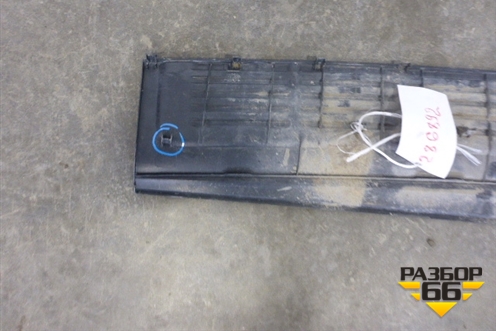 Накладка заднего бампера (до 2012г) (5216260040) для Toyota Land Cruiser (200) с 2008г (Ленд Крузер)