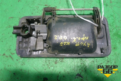 Ручка наружная двери правой  (A9417600559) для Mercedes Benz  TRUCK Axor 2 с 2004г