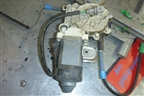 Стеклоподъёмник электрический двери правой  (A9737200446) для Mercedes Benz  TRUCK Axor 2 с 2004г
