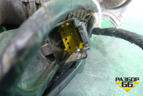 Проводка двери передней правой для Peugeot 206 с1998г