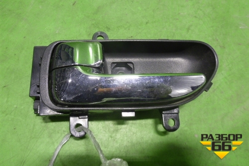 Ручка внутренняя двери задней левой для Nissan Teana (J31) с 2003-2008г