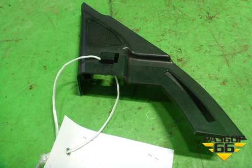 Накладка двери передней левой уголок (802939Y000) для Nissan Teana (J31) с 2003-2008г