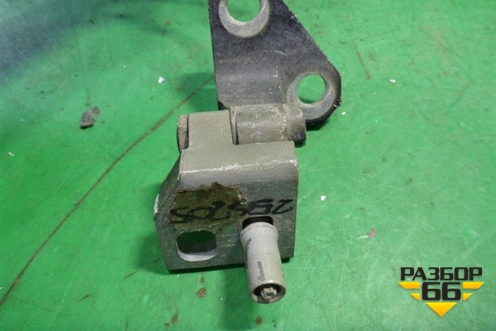 Петля двери задней правой верхняя (7L0833402) для Volkswagen Touareg c 2002-2010г