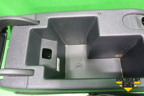 Подлокотник (в сборе) (3T0863241) для Skoda Superb с 2008-2015г