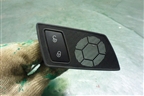 Кнопка центрального замка (правая) (3T0962126B) для Skoda Superb с 2008-2015г