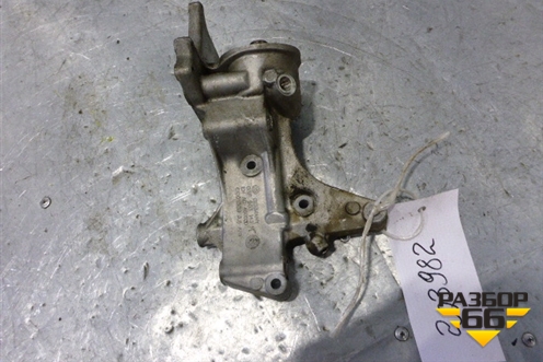 Кронштейн масляного фильтра (1.2л CBZ 8v) (03F903143H) для Skoda Fabia с 2007-2014г