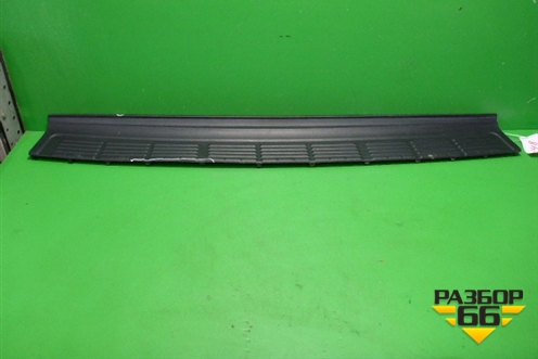 Накладка заднего бампера (до 2012г) (5216260040) для Toyota Land Cruiser (200) с 2008г (Ленд Крузер)