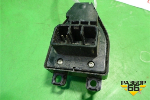 Переключатель регулировки зеркал (BJ0E66600) для Mazda Mazda 3 (BK) с 2003-2009г 
