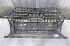 Решетка радиатора (после 2012г под парктроник) (8R0853651S) для Audi Q5 c 2008-2017г (Ку 5)