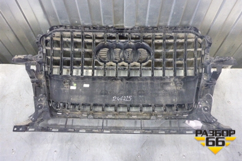 Решетка радиатора (после 2012г под парктроник) (8R0853651S) для Audi Q5 c 2008-2017г (Ку 5)