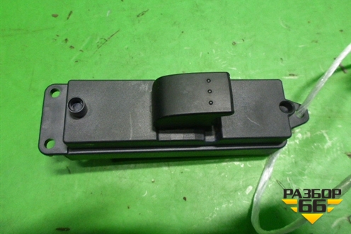 Кнопка стеклоподъёмника (передняя правая) для Mazda Mazda 3 (BK) с 2003-2009г 