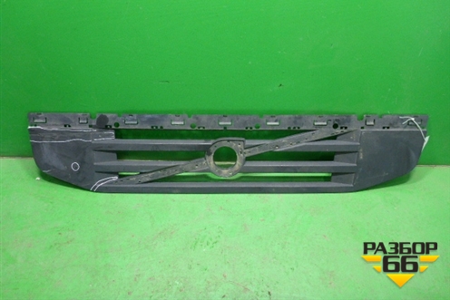 Решетка в капот  (82309886) для Volvo  TRUCK FM с 2001-2013г