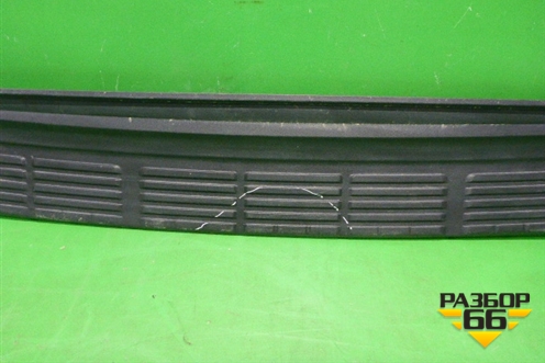Накладка заднего бампера (до 2012г) (5216260040) для Toyota Land Cruiser (200) с 2008г (Ленд Крузер)