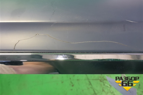 Накладка двери передней правой (после 2012г новая не крашеная) (8R0853960L) для Audi Q5 c 2008-2017г (Ку 5)