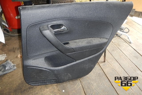 Обшивка двери задней правой под электрику (6RU867212) для Volkswagen Polo (седан) с 2010г