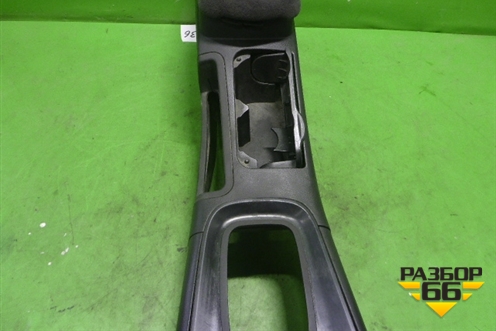 Подлокотник (правый руль) (96931AW500) для Nissan Primera (P12E) с 2001-2008г
