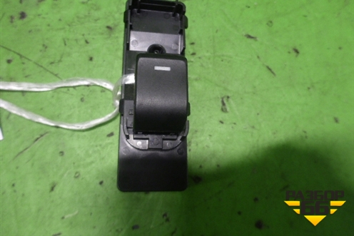 Кнопка стеклоподъёмника (задняя левая) (KD4766380) для Mazda CX 5 с 2012-2016г