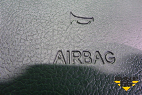 Крышка AIR BAG в рулевое колесо (новая) для Hyundai i20 с 2008г