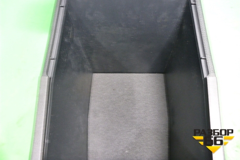 Подлокотник (846342W100) для Hyundai Santa Fe с 2012г