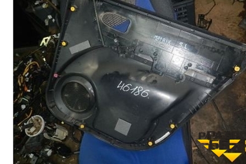 Обшивка двери задней левой под электрику для Hyundai Matrix с 2001-2010г