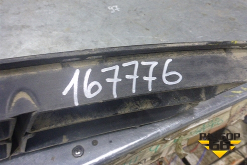Решетка в передний бампер центральная (до2007г) (865613K000) для Hyundai Sonata NF с 2005г