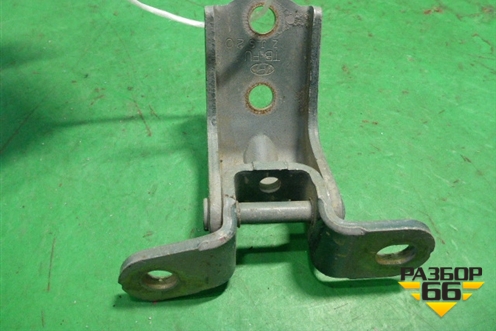 Петля двери передней правой верхняя (793201C000) для Hyundai Getz с 2002г