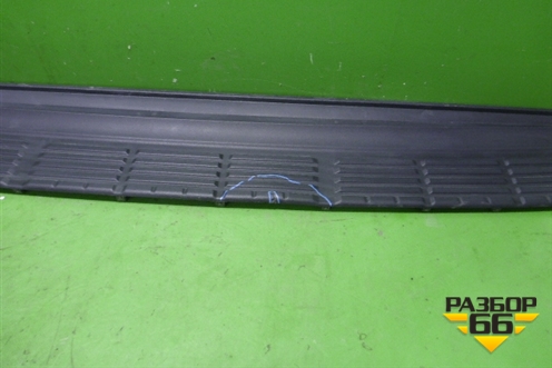 Накладка заднего бампера (до 2012г) (5216260040) для Toyota Land Cruiser (200) с 2008г (Ленд Крузер)