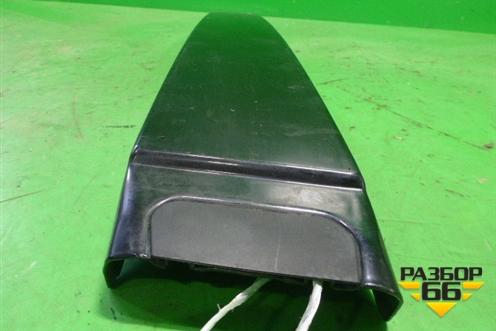 Накладка стойки (центральной правой) (7L6853318D) для Volkswagen Touareg c 2002-2010г (Туарег)