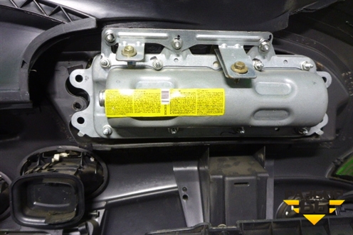 Торпедо с AIR BAG (правый руль) для Ford Focus 1 с 1998-2004г