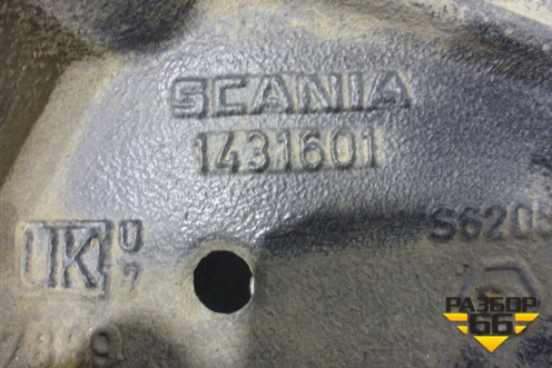 Кронштейн переднего бампера левый  нижний (1431601) для Scania  5 R Series с 2004-2016г
