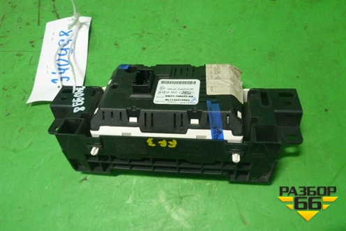 Дисплей информационный (DM5T18B955AB) для Ford Focus 3 с 2011г