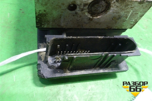 Блок ABS (476609U100) для Nissan Note (Е11) с 2005-2013г