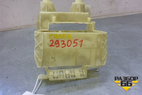 Кронштейн блока предохранителей (9664388080) для Citroen C4 с 2005-2011г