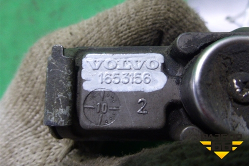 Клапан пневматический (с блока педалей на сцепление) (1653156) для Volvo  TRUCK FM с 2001-2013г
