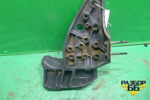 Кронштейн крепления торсиона  (Левый) (50105329) для Renault  TRUCK Premium 2 с 2005-2013г