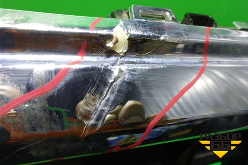 Решетка радиатора (после 2012г под парктроник) (8R0853651R) для Audi Q5 c 2008-2017г (Ку 5)