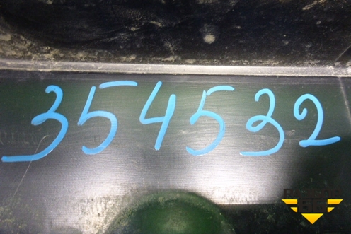 Решетка радиатора (после 2012г под парктроник) (8R0853651R) для Audi Q5 c 2008-2017г (Ку 5)