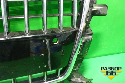 Решетка радиатора (после 2012г под парктроник) (8R0853651S) для Audi Q5 c 2008-2017г (Ку 5)