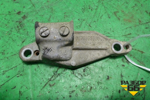 Кронштейн генератора (1.2л 10B210PSA) (9676865680) для Peugeot 301 с 2013г
