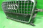 Решетка радиатора (после 2012г под парктроник) (8R0853651R) для Audi Q5 c 2008-2017г (Ку 5)