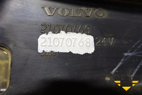 Стекло зеркала левого  (малое с подогревом) (21070768) для Volvo  TRUCK FH с 2002-2008г