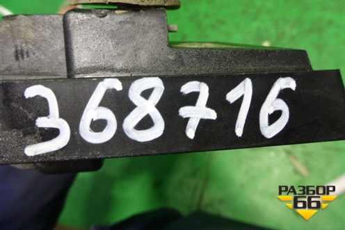 Кронштейн заднего бампера левый (под фонарь седан) (A2048800103) для Mercedes Benz C-Klass W204 с 2007-2014г