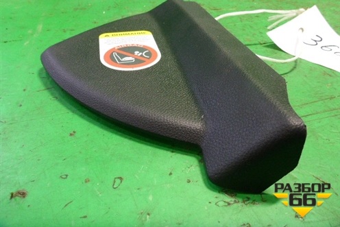 Накладка на торпедо (боковая левая) (A2046800278) для Mercedes Benz C-Klass W204 с 2007-2014г