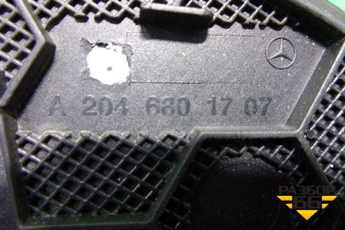 Накладка на торпедо (верхняя левая) (A2046801707) для Mercedes Benz C-Klass W204 с 2007-2014г