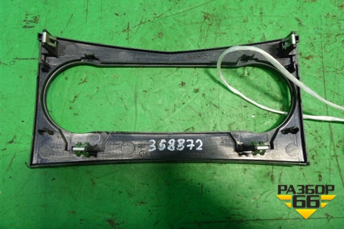 Накладка на торпедо (на климат контроль) (A2046800390) для Mercedes Benz C-Klass W204 с 2007-2014г