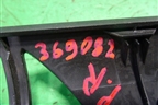 Накладка двери передней правой уголок (7L6837994) для Volkswagen Touareg c 2002-2010г