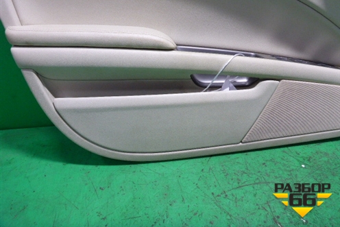 Обшивка двери передней левой под электрику (светлая кожа) для Volkswagen Phaeton с 2002-2014г
