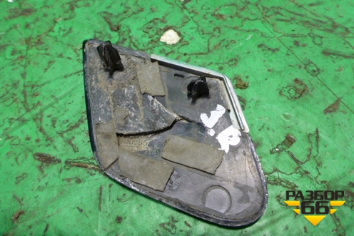 Накладка заднего крыла правого (нижняя на арку) (3D0853982E) для Volkswagen Phaeton с 2002-2014г